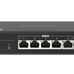 QNAP QSW-1105-5T 5 Port Gigabit Switch, Supports up