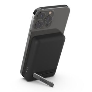 Belkin BPD004btBK BoostCharge 5K mAh Magnetic Wireless Power Bank
