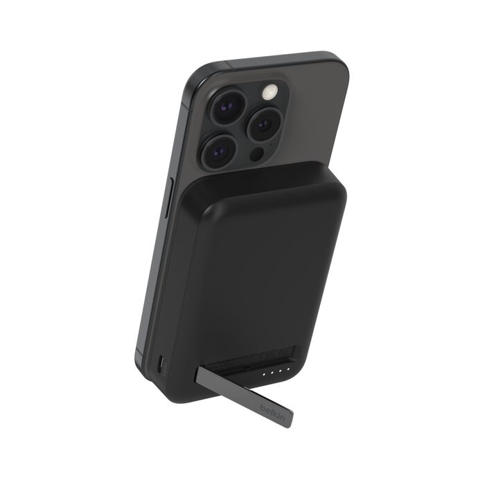 MPA-BPD008BTBK.jpg Belkin BPD008BTBK BoostCharge Pro Magnetic 10K Power Bank w
