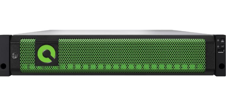 BAQS-XE5026D-10GX4 QSAN XE5 NVMe-oF JBOF XE5026D-10Gx4 Dual Controller, Intel 4-core Xeon, DDR4 16GB, 10GbE SFP+ x 8, 2U26, GBIC x 4, Front bezel, Rail kit