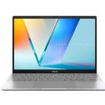 ASUS Notebook-P (Special Buy) ASUS VivoBook S14 14′ WUXGA OLED Notebook Intel Core Ultra 7 355 DDR5 Panther Lake 32GB 1TB SSD Silver Win 11 Home 49 TOPs 1Y Warranty