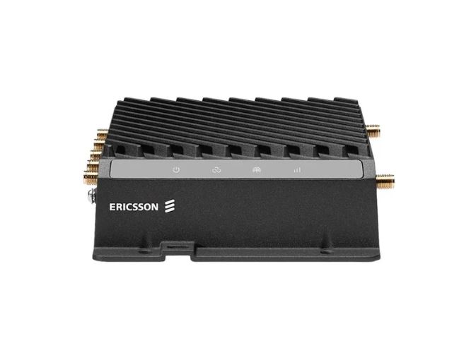 NHC-TU-MB04-R980-5GD-A Ericsson Cradlepoint R980 ( for Trade-Up) 4-yr NetCloud Mobile Router Essentials Plan, and R980 Router with WiFi (5G modem 4FF SIM slots, and embedded eSIM)